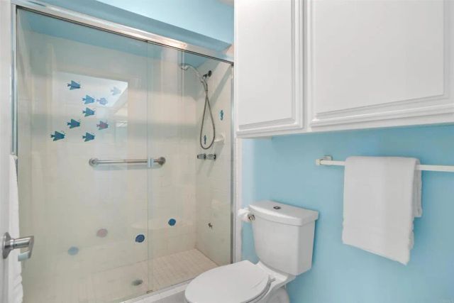 2435 Garfield St, Carlsbad, CA 92008