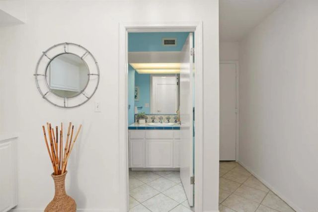 2435 Garfield St, Carlsbad, CA 92008