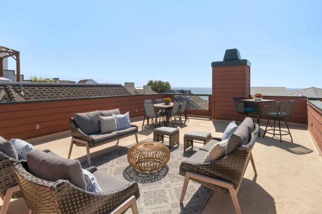 2435 Garfield St, Carlsbad, CA 92008