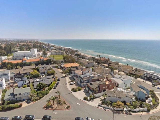 2435 Garfield St, Carlsbad, CA 92008