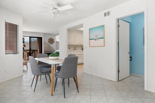 2435 Garfield St, Carlsbad, CA 92008