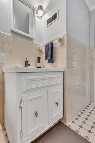 320 8th Ave, Columbia, TN 38401