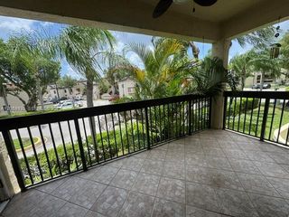 8822 SW 130th Ct 208, Miami, FL 33186