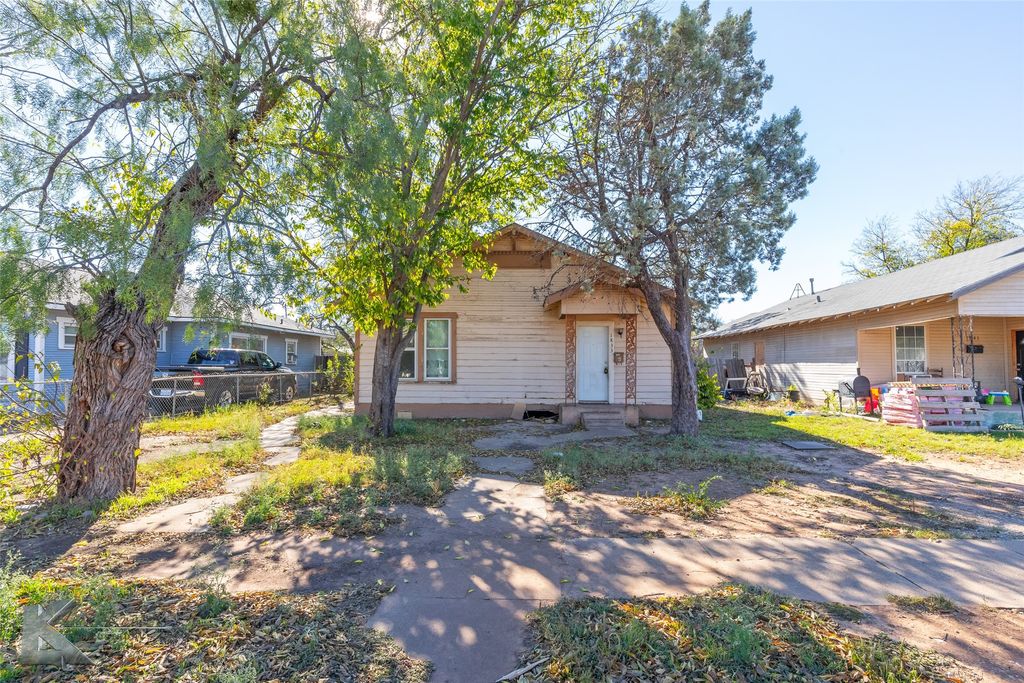 1833 N 7th Street, Abilene, TX 79603