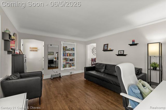 2012 Cummings Avenue, Berkley, MI 48072