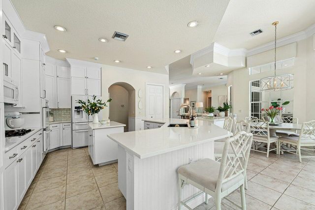 5980 Our Robbies Road, Jupiter, FL 33458