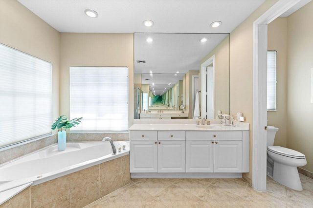 5980 Our Robbies Road, Jupiter, FL 33458