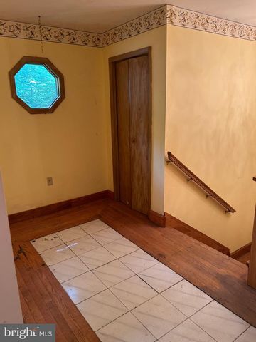751 JOHNNYCAKE LN, Harpers Ferry, WV 25425