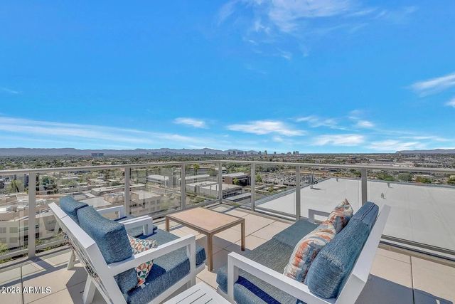 2211 E CAMELBACK Road 102, Phoenix, AZ 85016