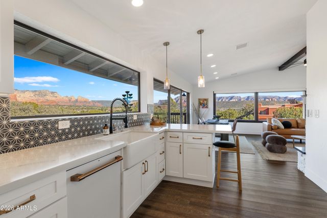 300 Calle Del Norte --, Sedona, AZ 86336
