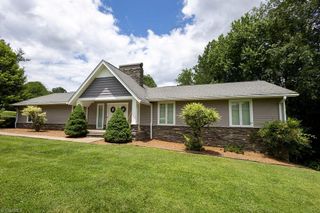 123 Greenbriar Street, Mount Airy, NC 27030