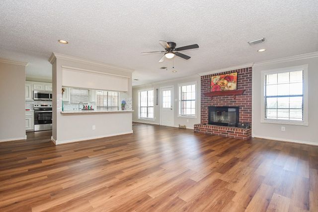 1411 Guadalupe Street, Stafford, TX 77477