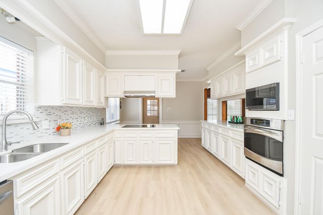 1411 Guadalupe Street, Stafford, TX 77477