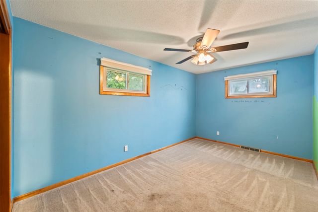 535 6th Street, Waukee, IA 50263