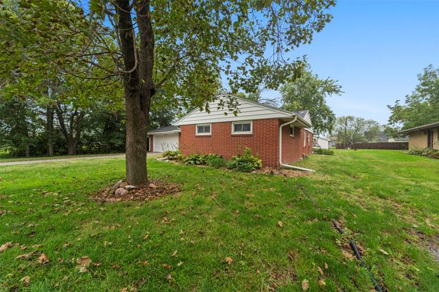 535 6th Street, Waukee, IA 50263