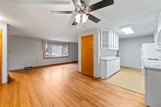 535 6th Street, Waukee, IA 50263