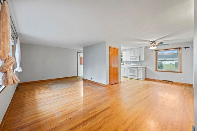 535 6th Street, Waukee, IA 50263