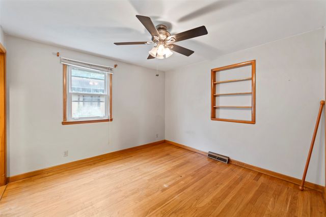 535 6th Street, Waukee, IA 50263