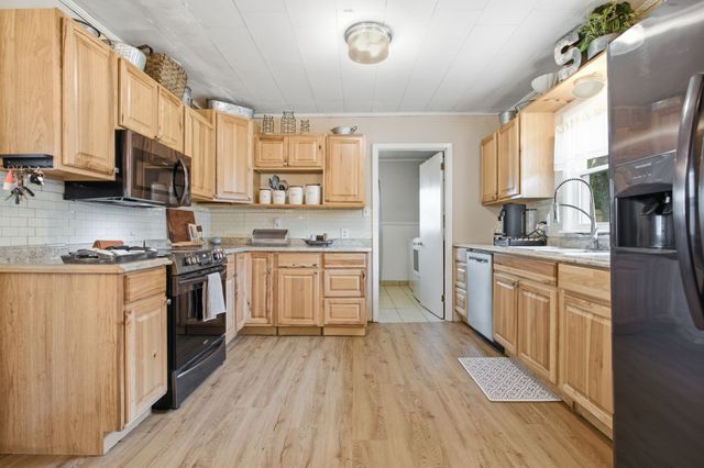 2371 Highway 43, S, Leoma, TN 38468