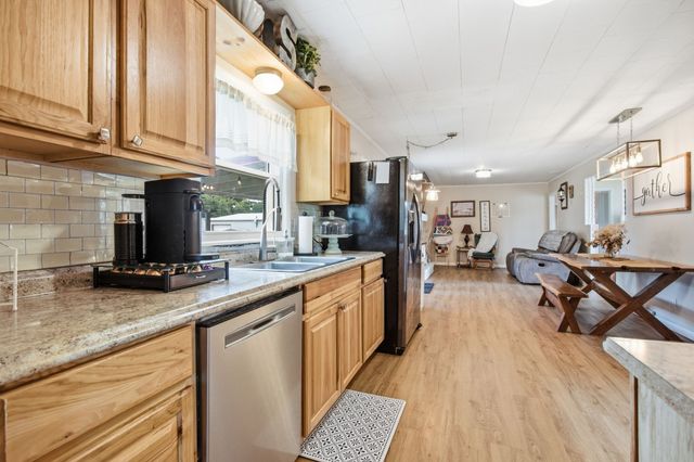 2371 Highway 43, S, Leoma, TN 38468