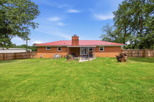 2371 Highway 43, S, Leoma, TN 38468