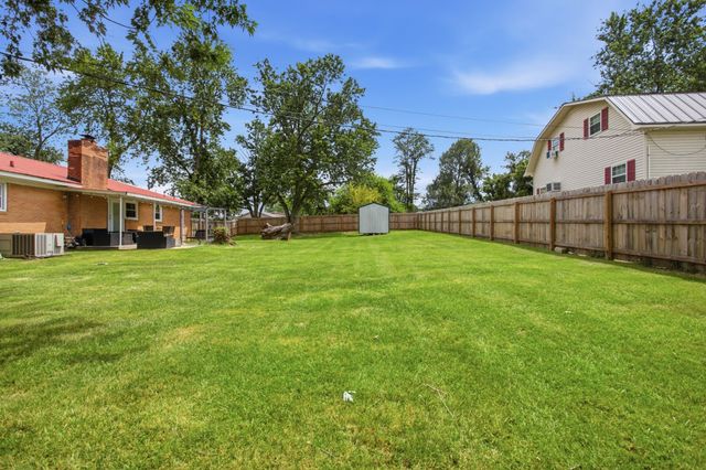 2371 Highway 43, S, Leoma, TN 38468
