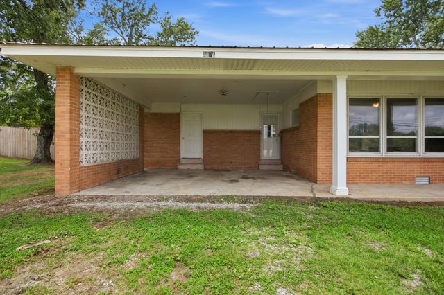 2371 Highway 43, S, Leoma, TN 38468
