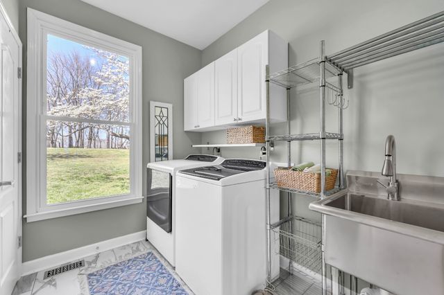 930 Doe Run Ct, Adams, TN 37010