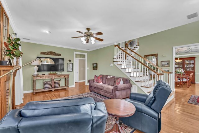 930 Doe Run Ct, Adams, TN 37010