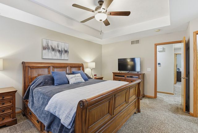 4105 GLADBROOK Drive, Council Bluffs, IA 51503