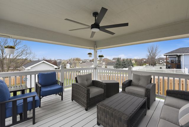 4105 GLADBROOK Drive, Council Bluffs, IA 51503