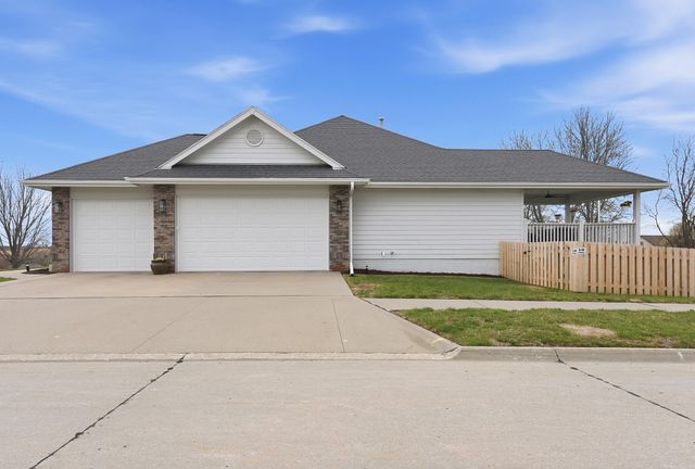 4105 GLADBROOK Drive, Council Bluffs, IA 51503