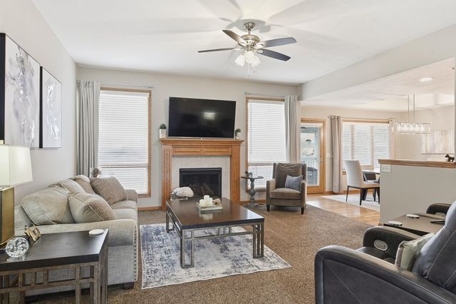 4105 GLADBROOK Drive, Council Bluffs, IA 51503