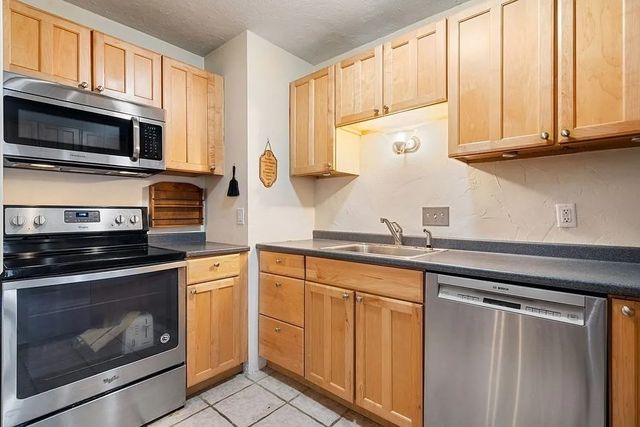 474 Broadway 49, Somerville, MA 02145