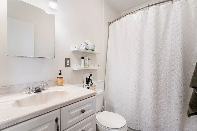 474 Broadway 49, Somerville, MA 02145