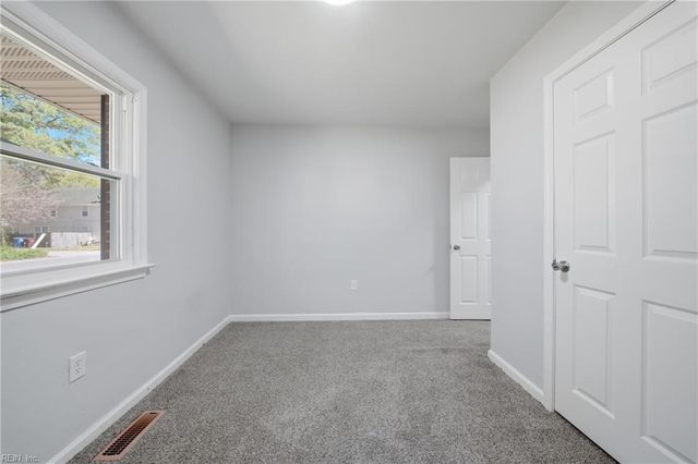 1941 Weber AVE, Chesapeake, VA 23320