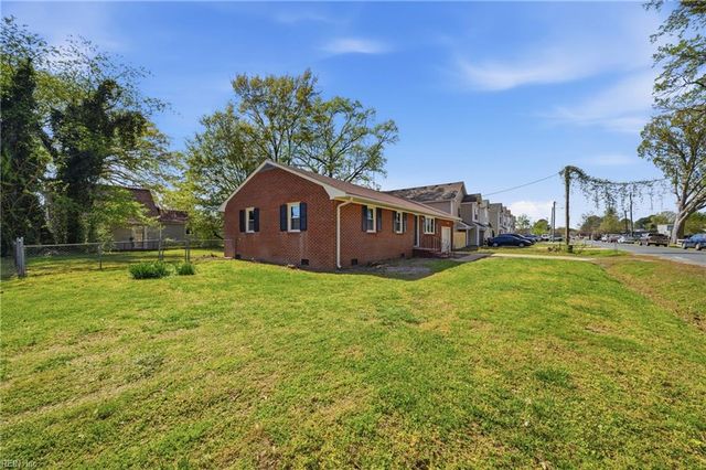 1941 Weber AVE, Chesapeake, VA 23320