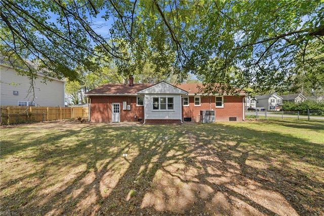 1941 Weber AVE, Chesapeake, VA 23320