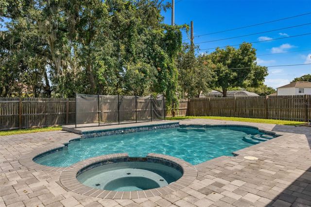 14325 LAKE PRICE DRIVE, Orlando, FL 32826
