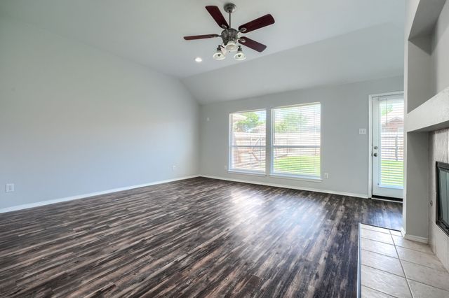 1305 Heather Brook Drive, Allen, TX 75002