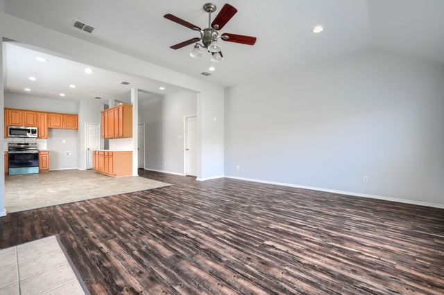1305 Heather Brook Drive, Allen, TX 75002