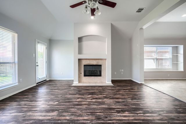1305 Heather Brook Drive, Allen, TX 75002