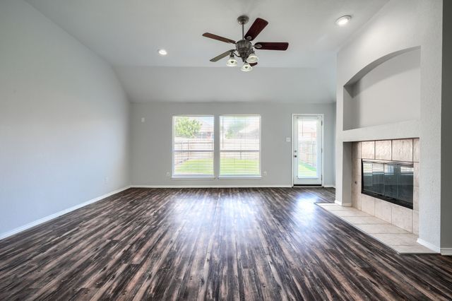 1305 Heather Brook Drive, Allen, TX 75002