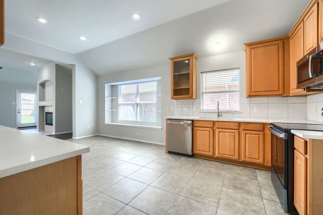 1305 Heather Brook Drive, Allen, TX 75002