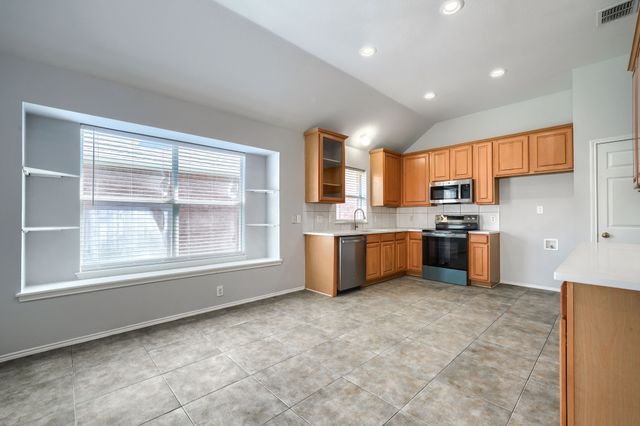 1305 Heather Brook Drive, Allen, TX 75002