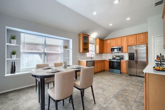 1305 Heather Brook Drive, Allen, TX 75002
