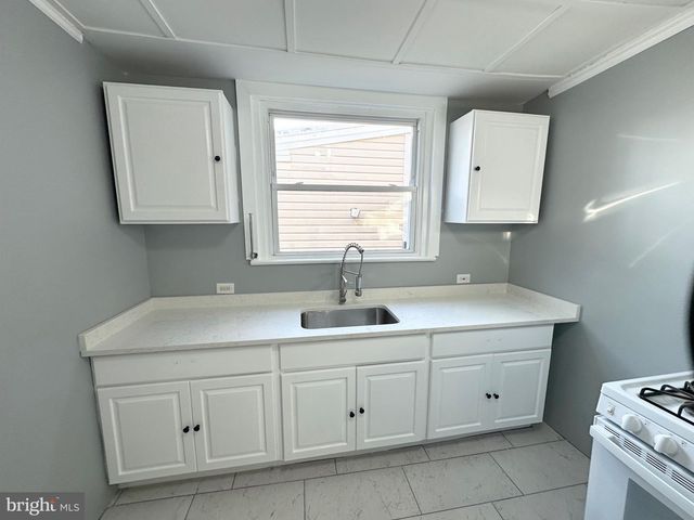 331 TYLER ST, Trenton, NJ 08609