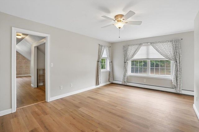 28 Duncan Farms Road, Manchester, NH 03102