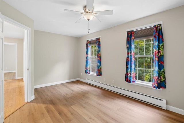 28 Duncan Farms Road, Manchester, NH 03102