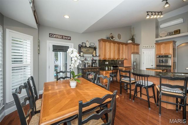 628 Tanya Court Drive, St Louis, MO 63129